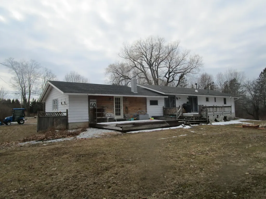 2371 Union Street Hermon ME 04401