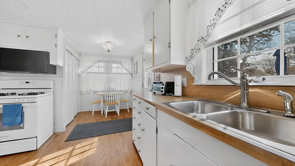 6-8 Avenue Three Scarborough ME 04074