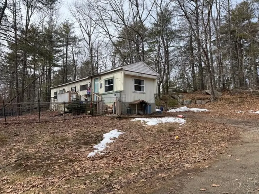 94 Shady Lane Wiscasset ME 04578