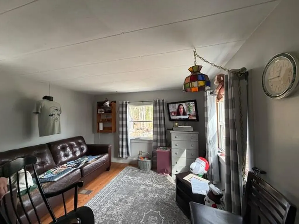 94 Shady Lane Wiscasset ME 04578