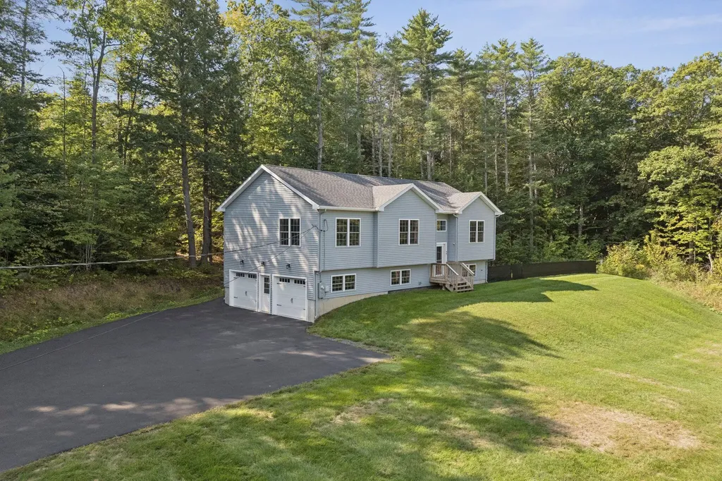 48 St Pierre Drive Sidney ME 04330