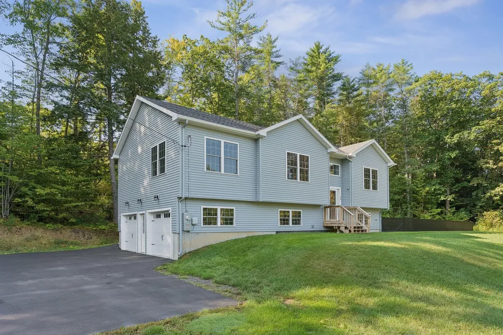 48 St Pierre Drive Sidney ME 04330