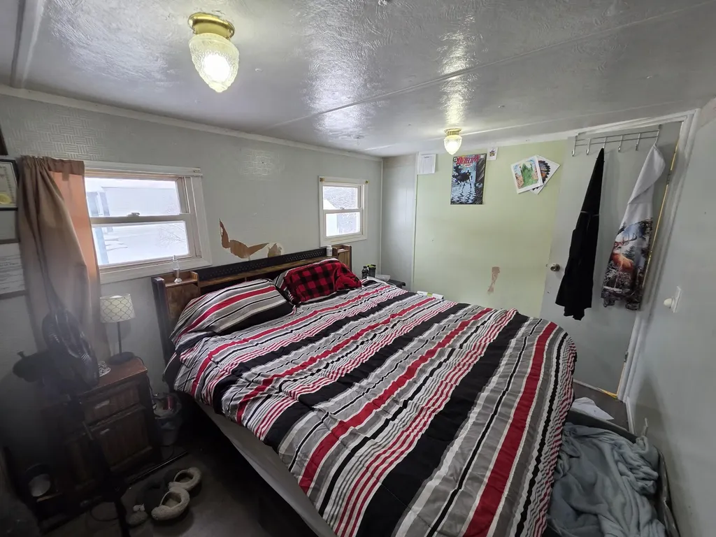 46 Cedar Street Millinocket ME 04462