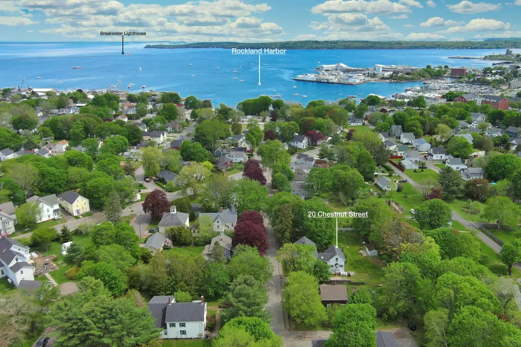 20 Chestnut Street Rockland ME 04841