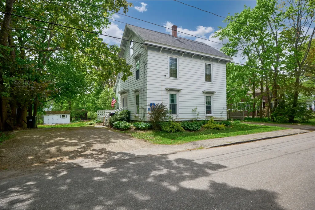 20 Chestnut Street Rockland ME 04841
