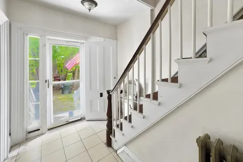 20 Chestnut Street Rockland ME 04841