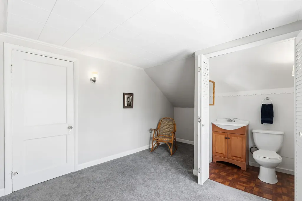 267 W Elm Street Yarmouth ME 04096