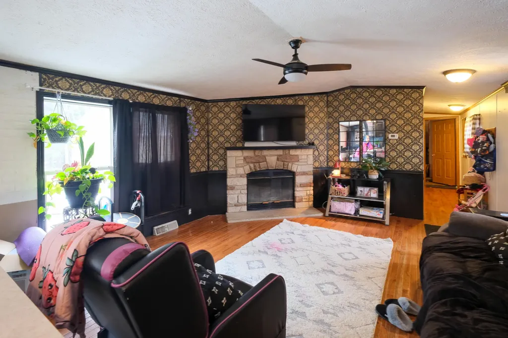 19 Marston Meadow Road Glenburn ME 04401