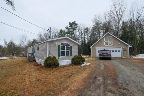 19 Marston Meadow Road Glenburn ME 04401