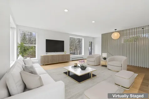 1 Cairn Hill Road Bowdoinham ME 04008