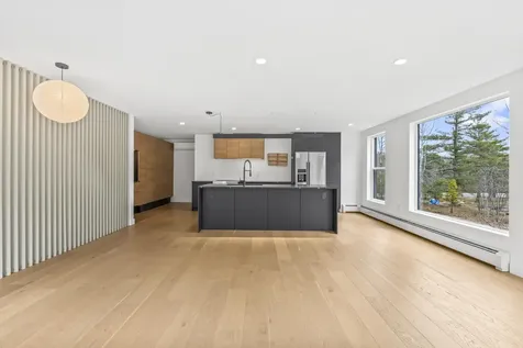 1 Cairn Hill Road Bowdoinham ME 04008
