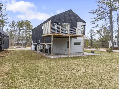 1 Cairn Hill Road Bowdoinham ME 04008