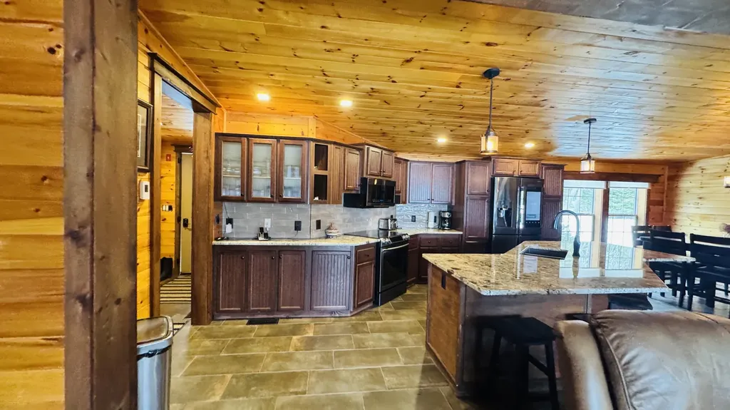 530 East Van Buren Cove Road T17 R3 Wels ME 04785
