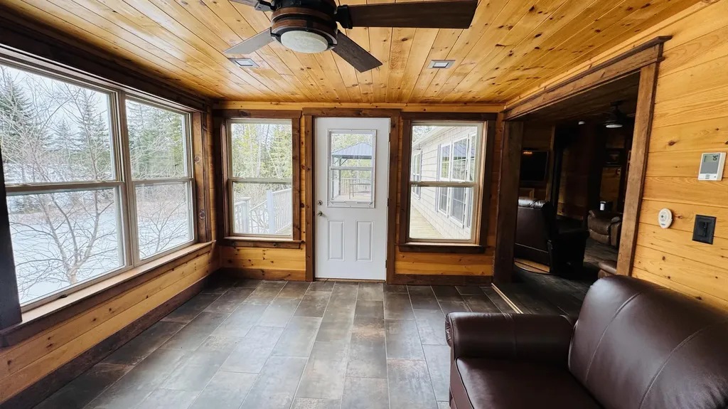 530 East Van Buren Cove Road T17 R3 Wels ME 04785