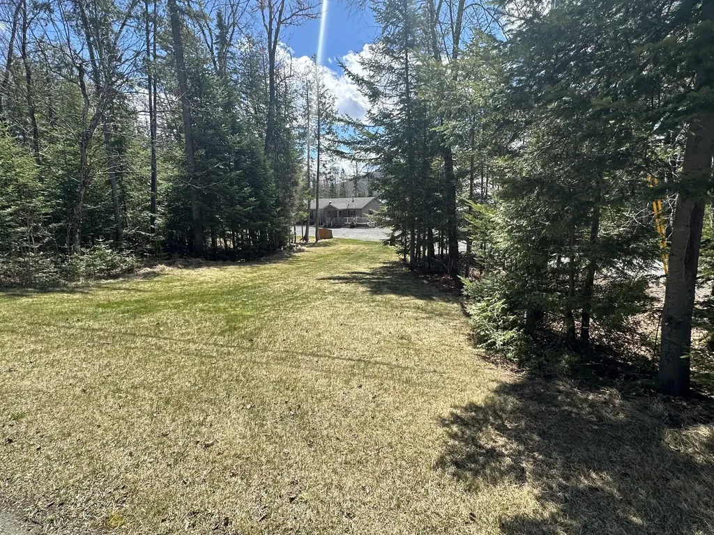 530 East Van Buren Cove Road T17 R3 Wels ME 04785