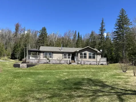 530 East Van Buren Cove Road T17 R3 WELS ME 04785