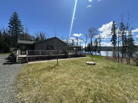530 East Van Buren Cove Road T17 R3 Wels ME 04785