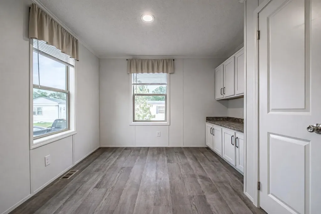 8 Maplewood Drive Limington ME 04049