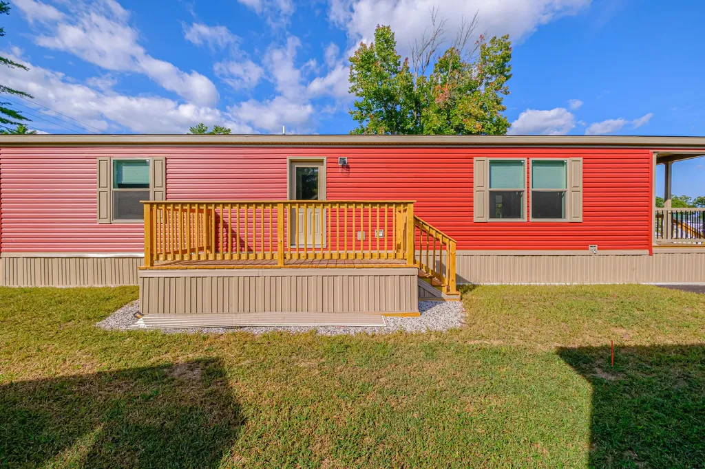 8 Maplewood Drive Limington ME 04049