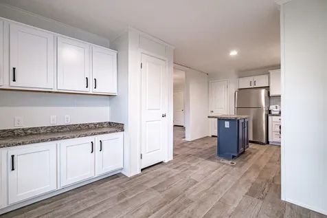 8 Maplewood Drive Limington ME 04049