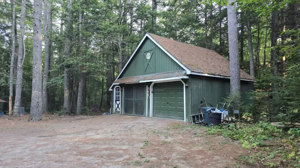 26 Front Avenue Poland ME 04274