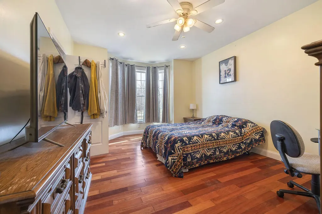 16 Ocean Greens Drive Saco ME 04072