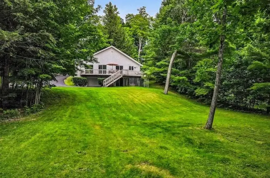 87 Maple Ridge Drive Monmouth ME 04259