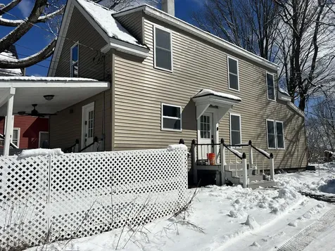 7 Washington Street Augusta ME 04330