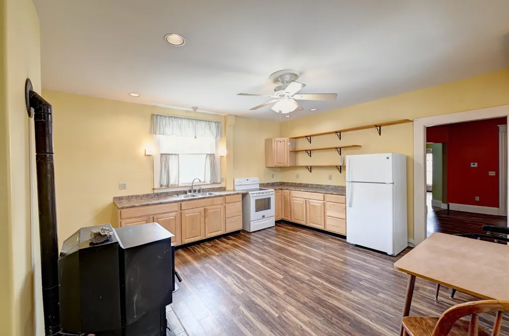 34 Pleasant Street Houlton ME 04730