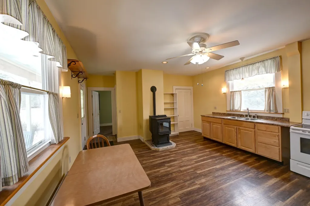 34 Pleasant Street Houlton ME 04730