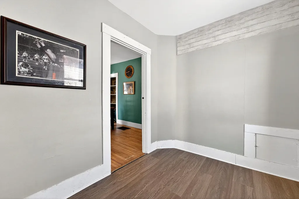 192 Brunswick Avenue Gardiner ME 04345