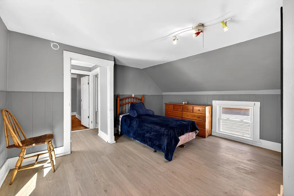 192 Brunswick Avenue Gardiner ME 04345