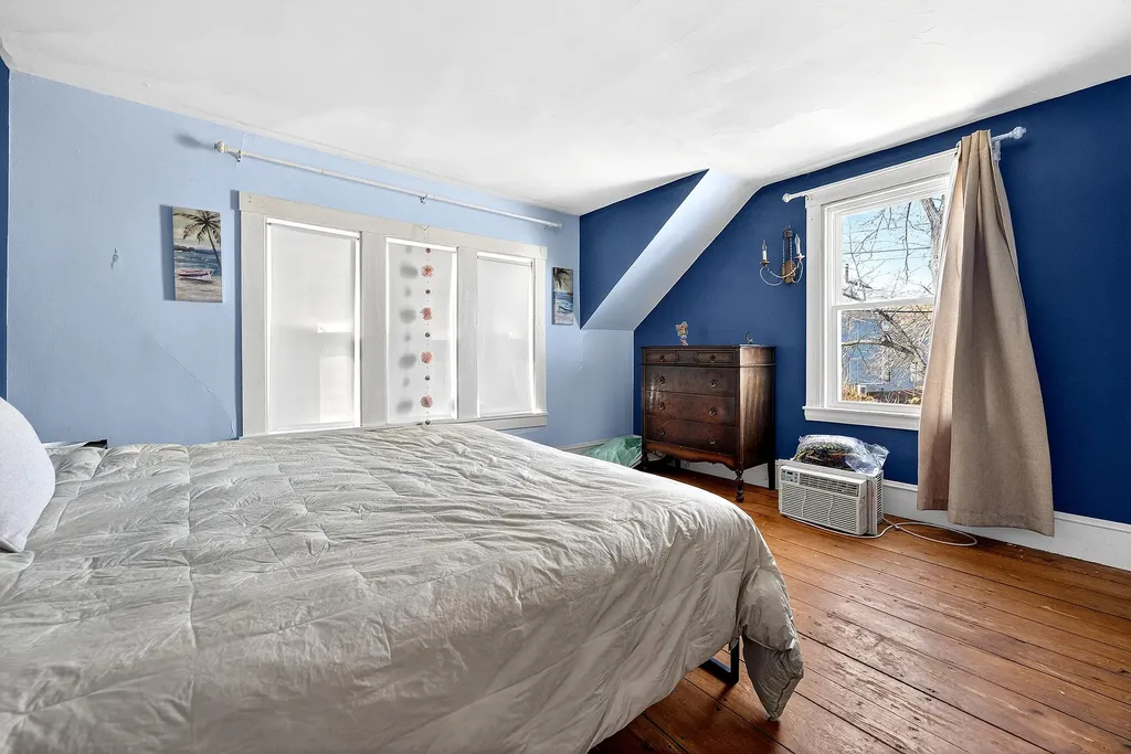 192 Brunswick Avenue Gardiner ME 04345