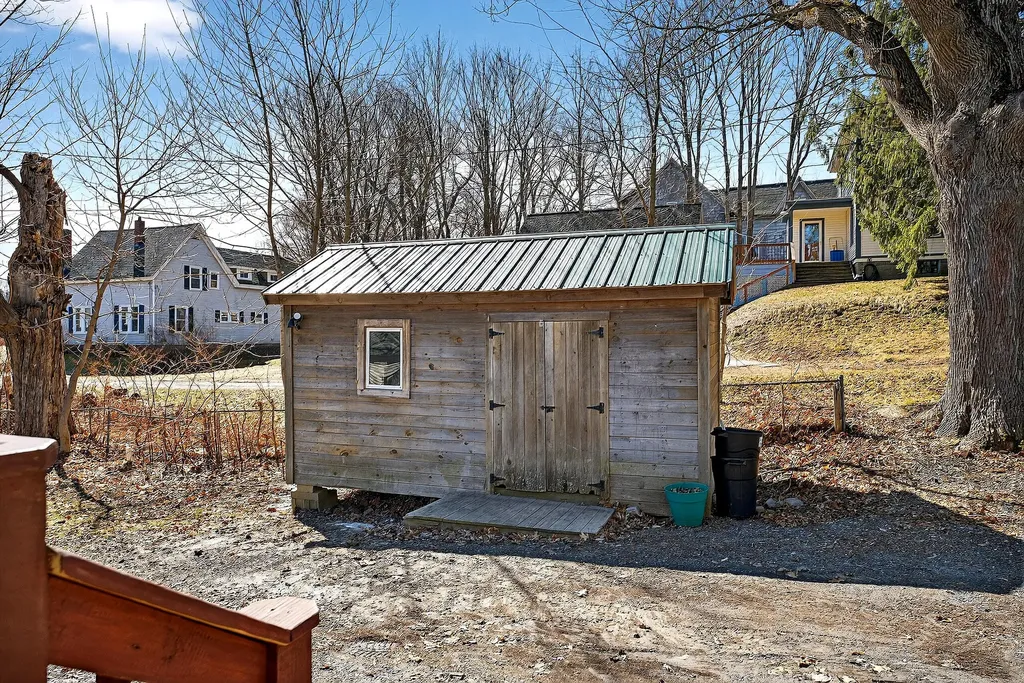 192 Brunswick Avenue Gardiner ME 04345