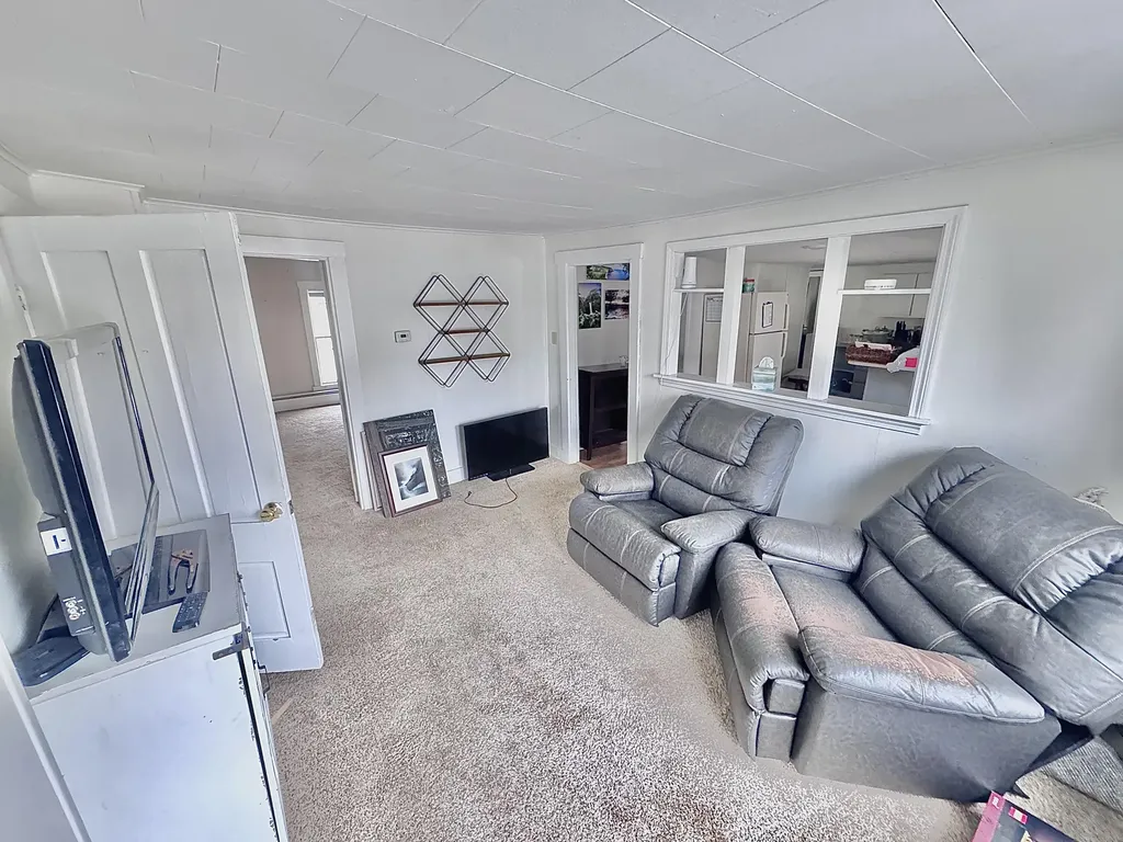 68 High Street Fairfield ME 04937
