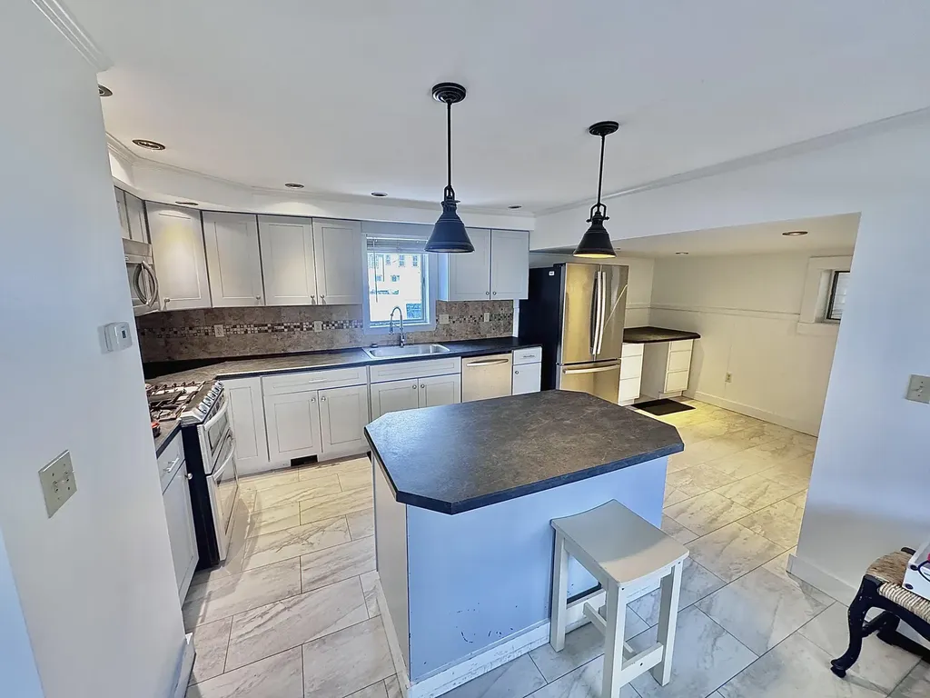 68 High Street Fairfield ME 04937