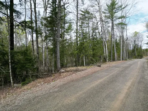 8 Twin Springs Lane Lincoln ME 04457