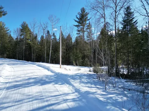 20 Twin Springs Lane Lincoln ME 04457
