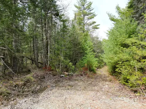 20 Twin Springs Lane Lincoln ME 04457