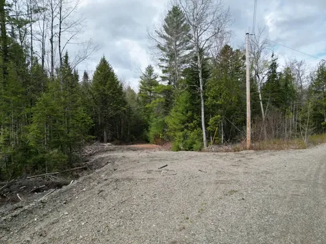 20 Twin Springs Lane Lincoln ME 04457