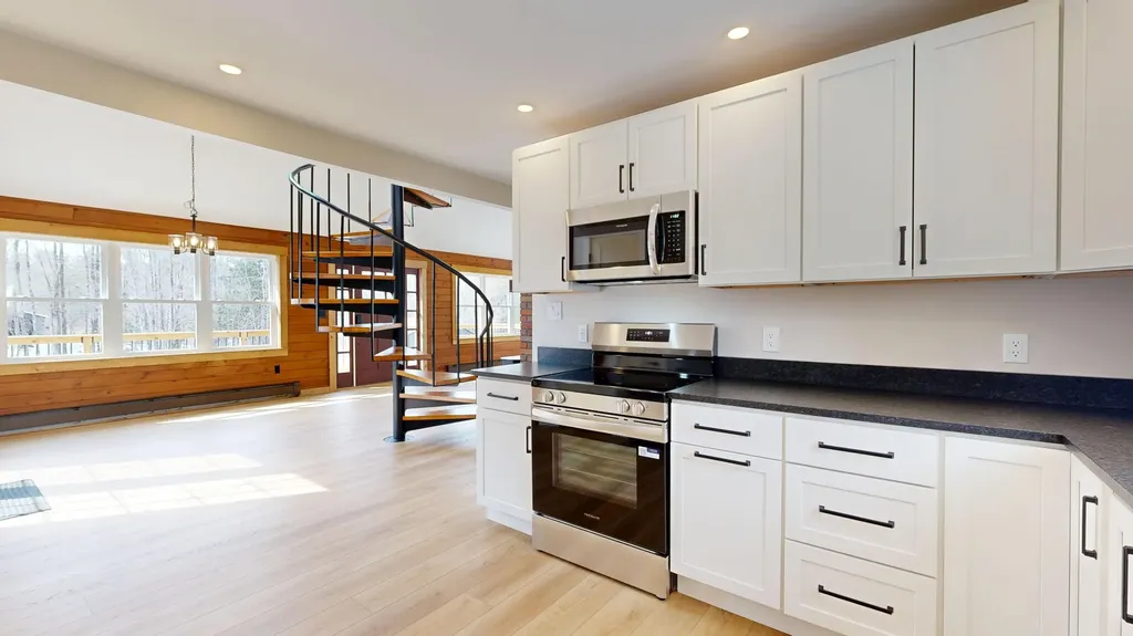 106 Williams Road Sabattus ME 04280