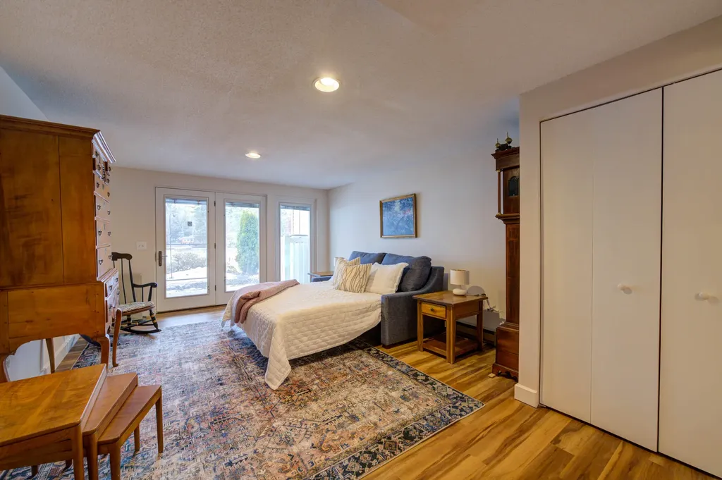 19 Goodridge Drive Naples ME 04055