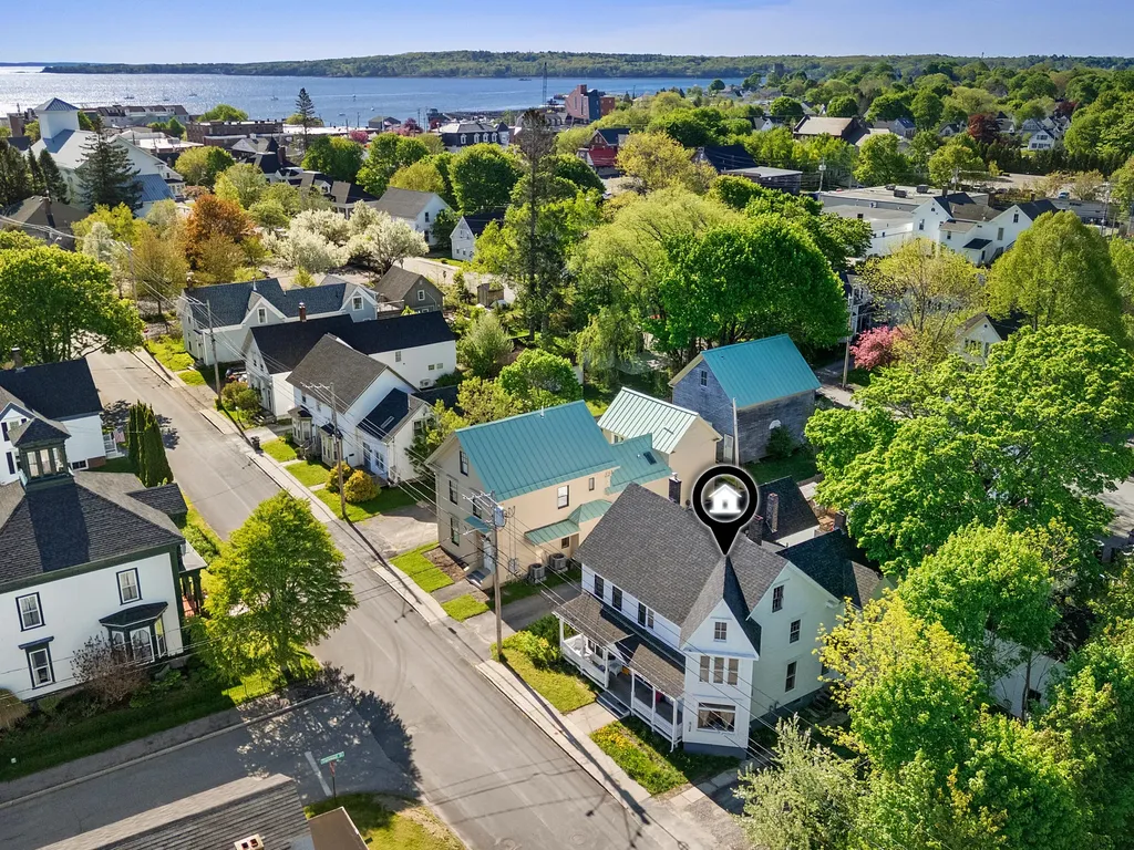 36 Masonic Street Rockland ME 04841