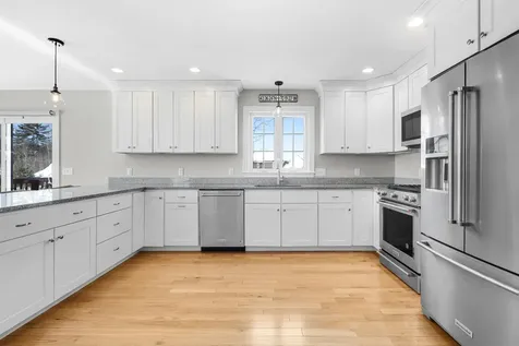 43 Dylan Drive Scarborough ME 04074