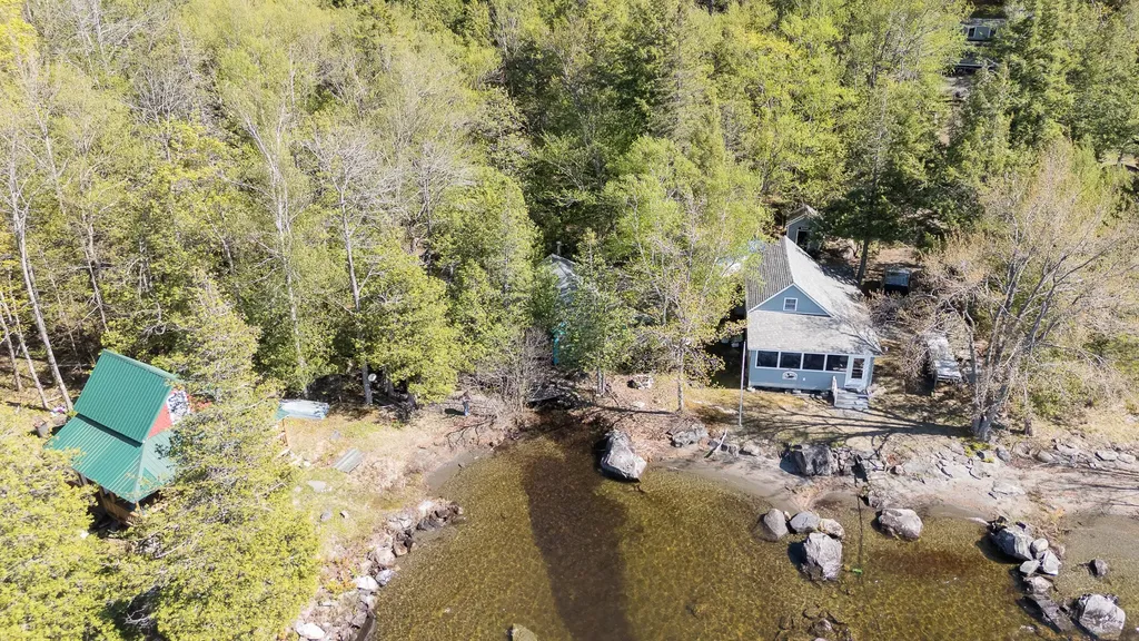 15 Farrar Drive Dover-foxcroft ME 04426
