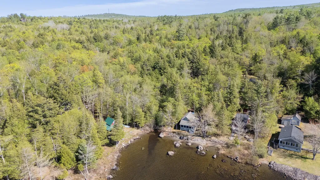 15 Farrar Drive Dover-foxcroft ME 04426