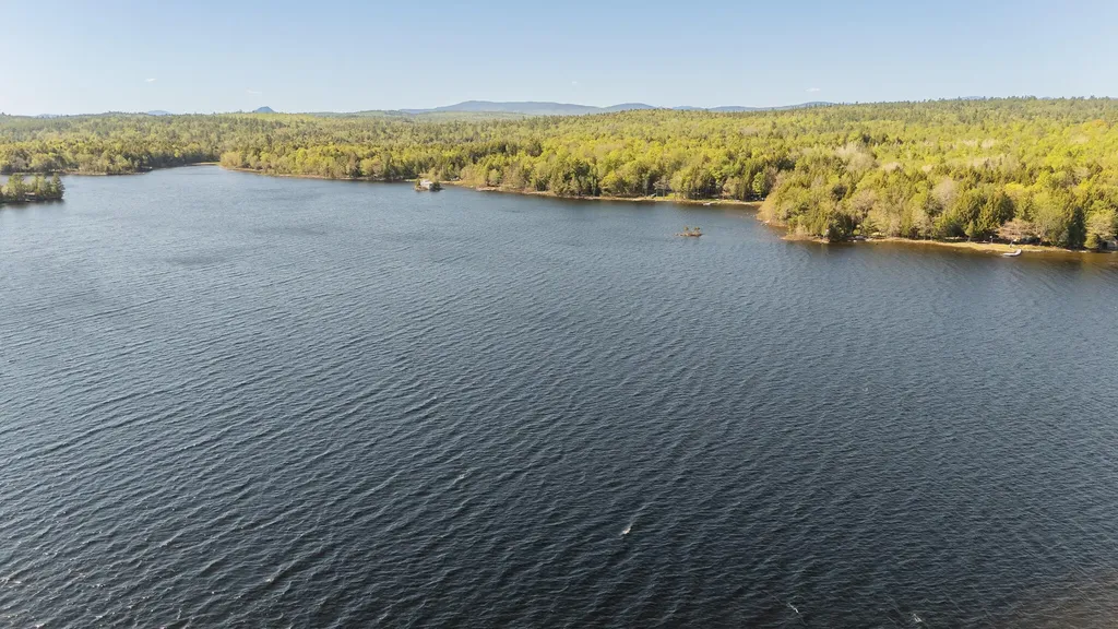 15 Farrar Drive Dover-foxcroft ME 04426