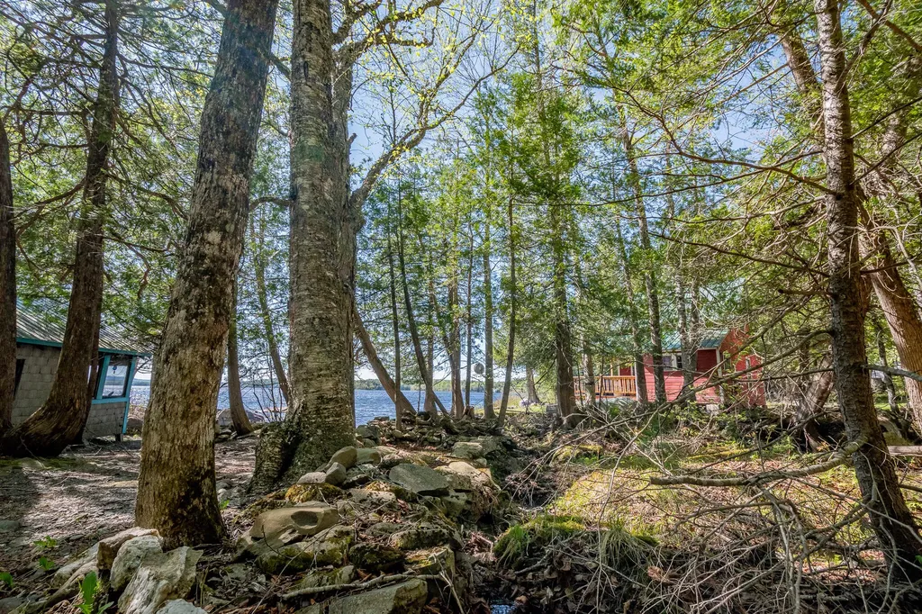 15 Farrar Drive Dover-foxcroft ME 04426