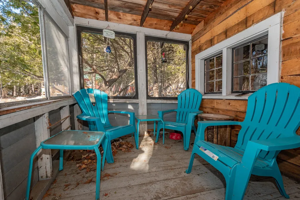 15 Farrar Drive Dover-foxcroft ME 04426