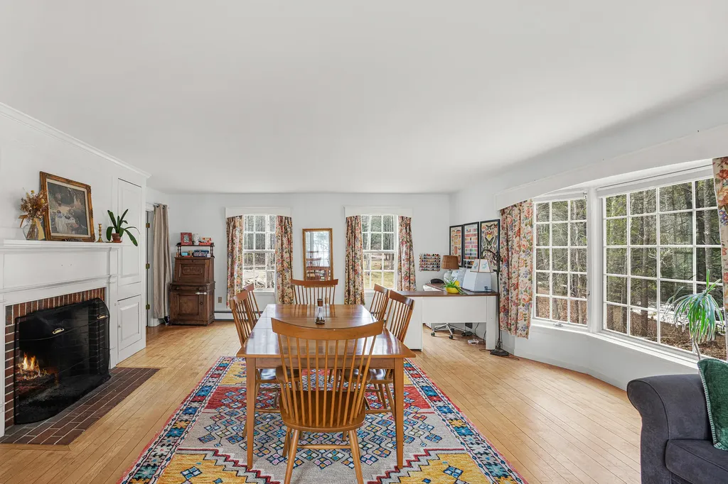 46 River Edge Drive Woolwich ME 04579